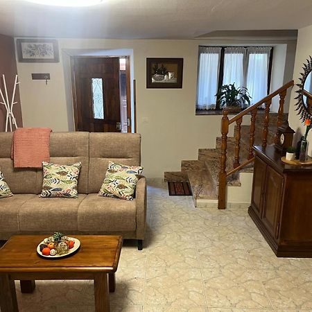 Apartamentos Rurales Los Villares Colunga Esterno foto