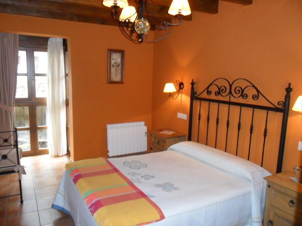 Apartamentos Rurales Los Villares Colunga Camera foto