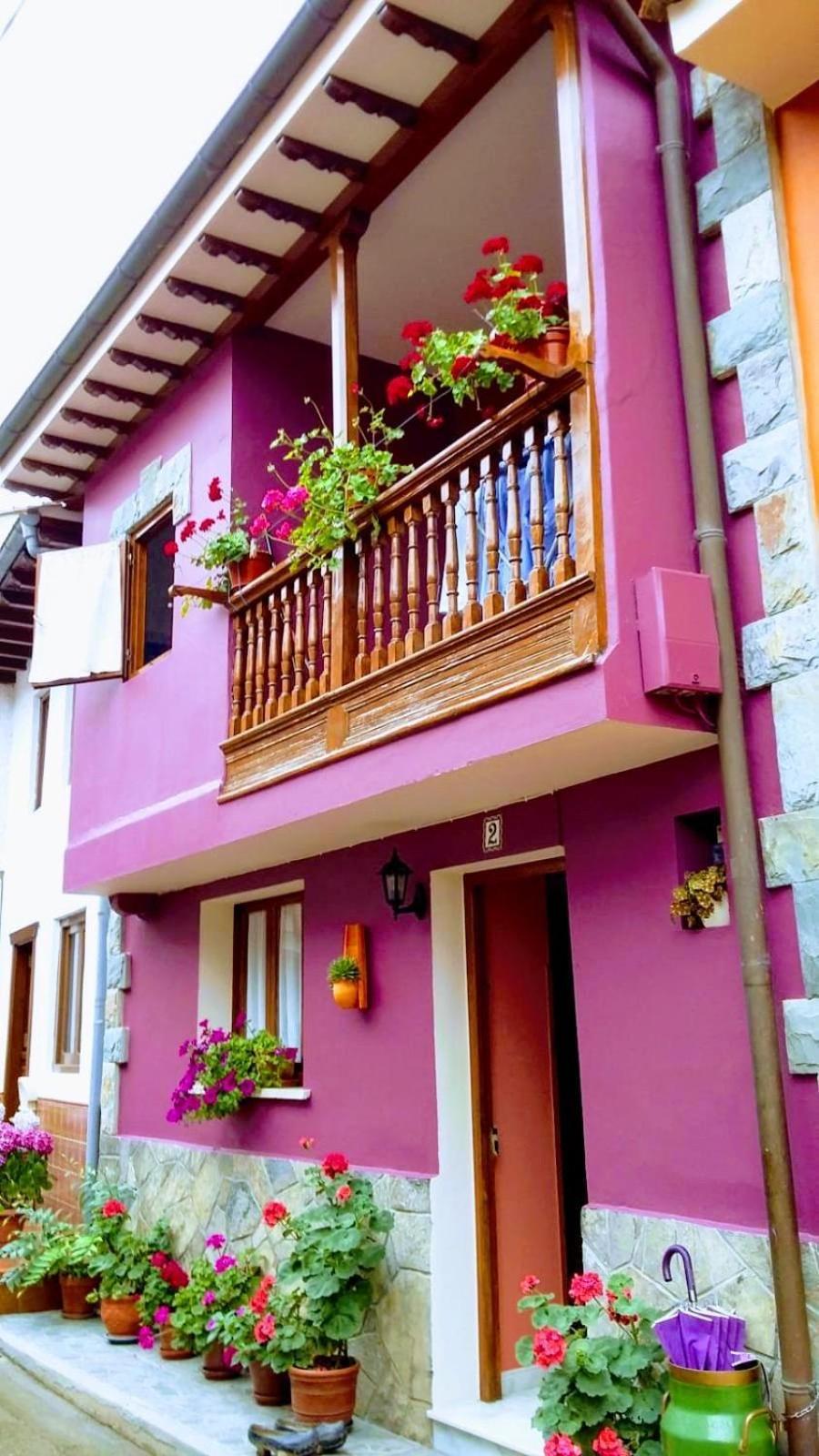 Apartamentos Rurales Los Villares Colunga Esterno foto