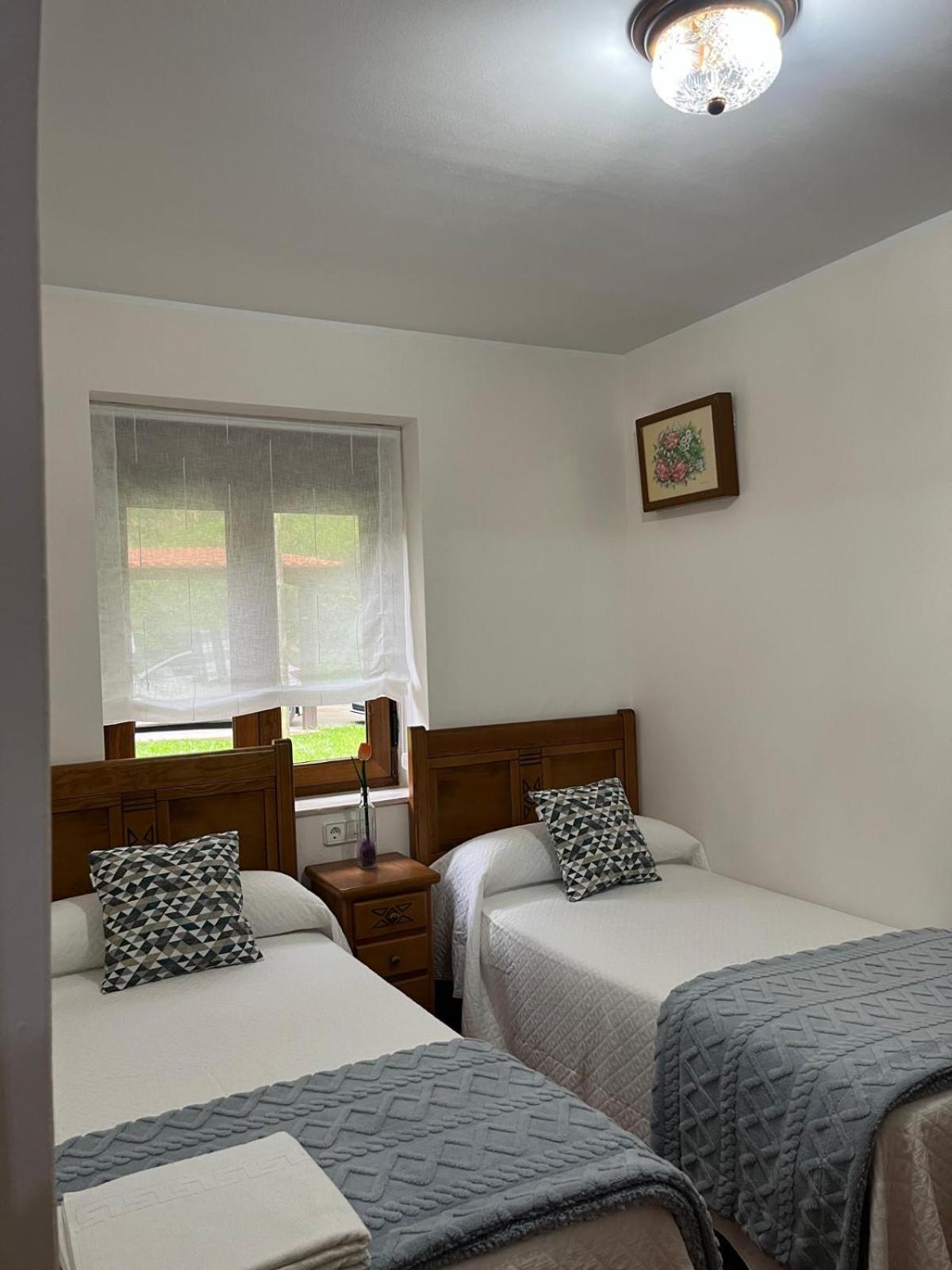 Apartamentos Rurales Los Villares Colunga Esterno foto